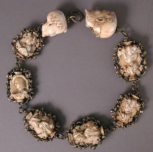 Ivory Beads, German (c.1500-1525 CE). Metropolitan Museum of Art, No. 17.190.306